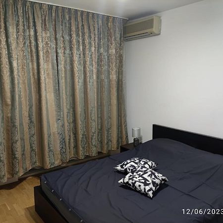 Fabian Central Apartment Бухарест Экстерьер фото